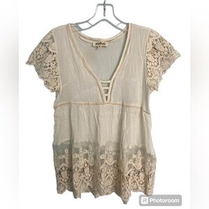 Listicle cream short sleeve bohemian top blouse shirt Size M